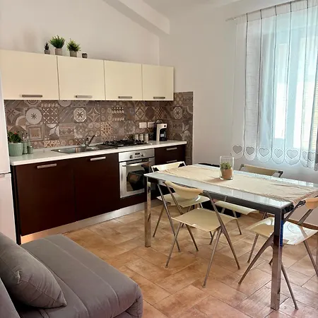 Nauloco Feriehus Oliveri